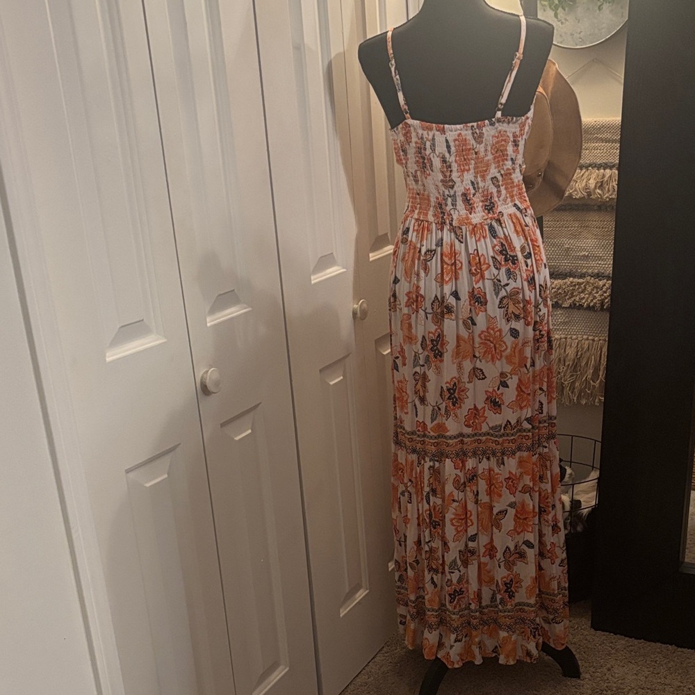 Angie Floral Maxi Dress with Orange and White - Picture 2 of 7
